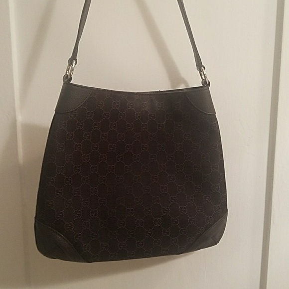 Gucci - Picture 3 of 5